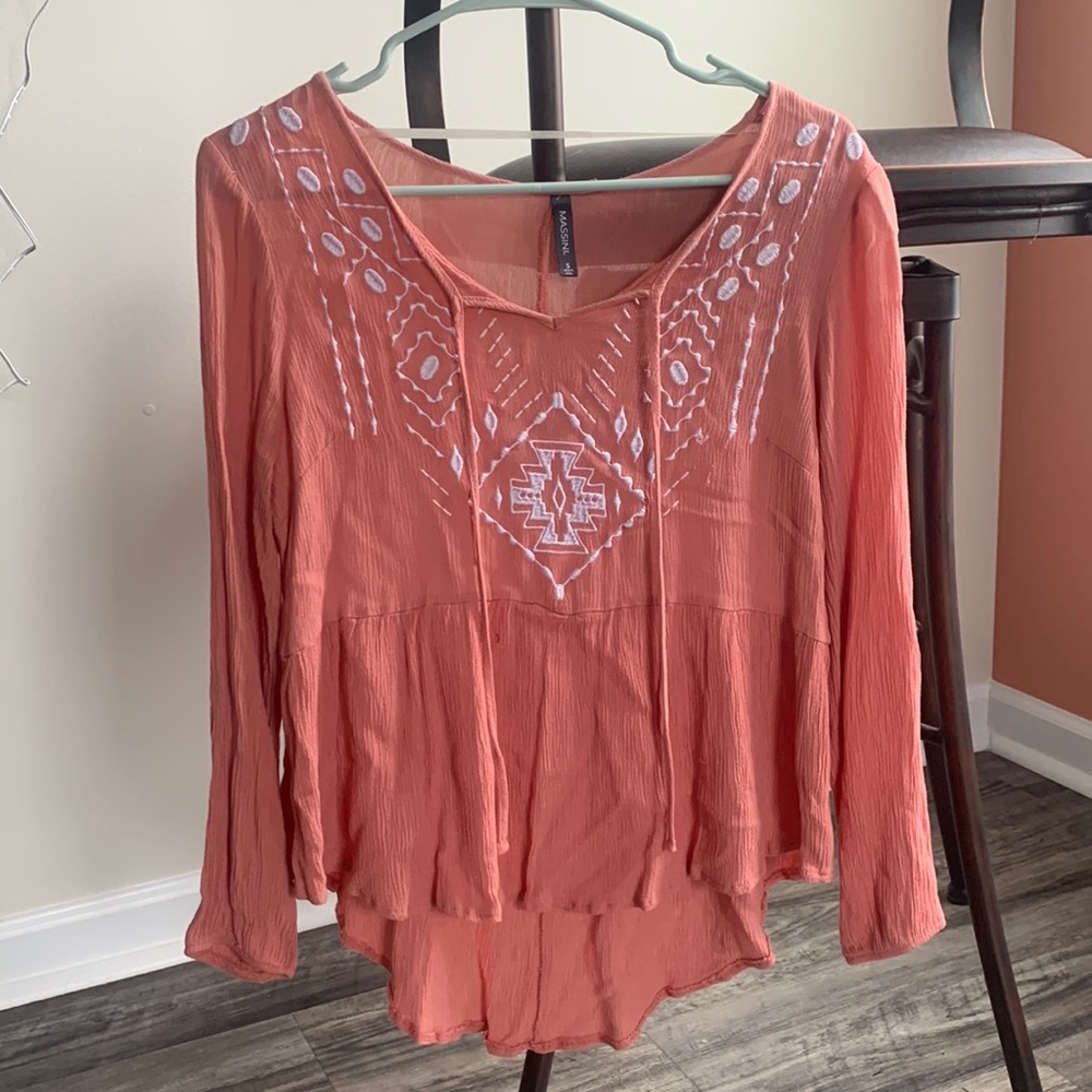 HARDLY WORN long sleeve lightweight top